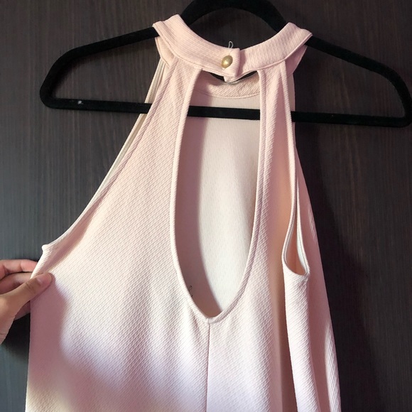 Editoral Halter dress - Picture 3 of 3